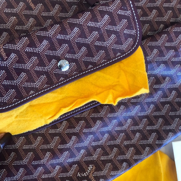 ❌SOLD❌ Goyard Saint Louis Tote PM Burgundy - Picture 5 of 8